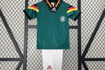 Alemania 1992 visitante niños