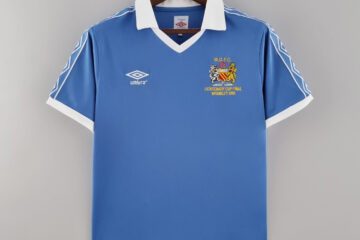 Manchester City Retro 81/82