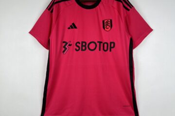 Fulham 23/24 Visitante