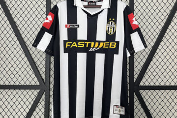 Juventus retro 01/02