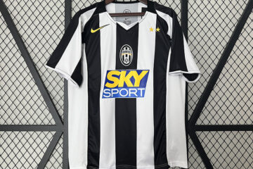 Juventus retro 04/05