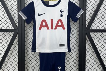 Tottenham 24/25 niños
