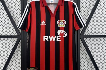 Bayer Leverkusen 01/02