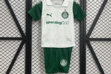 Sociedade Esportiva Palmeiras 25/26 visitante niños