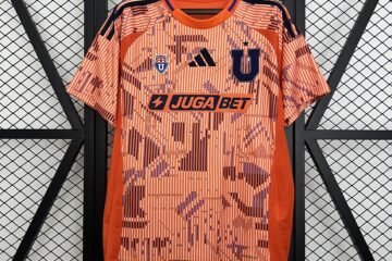 Club Universidad de Chile 25/26 visitante