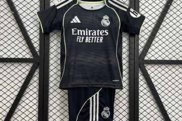 Real madrid 25/26 visitante niños