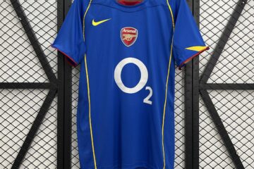 Arsenal 04/05 visitante