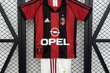 AC Milan 98/99 niños