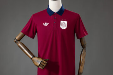 España 2026 polo rojo